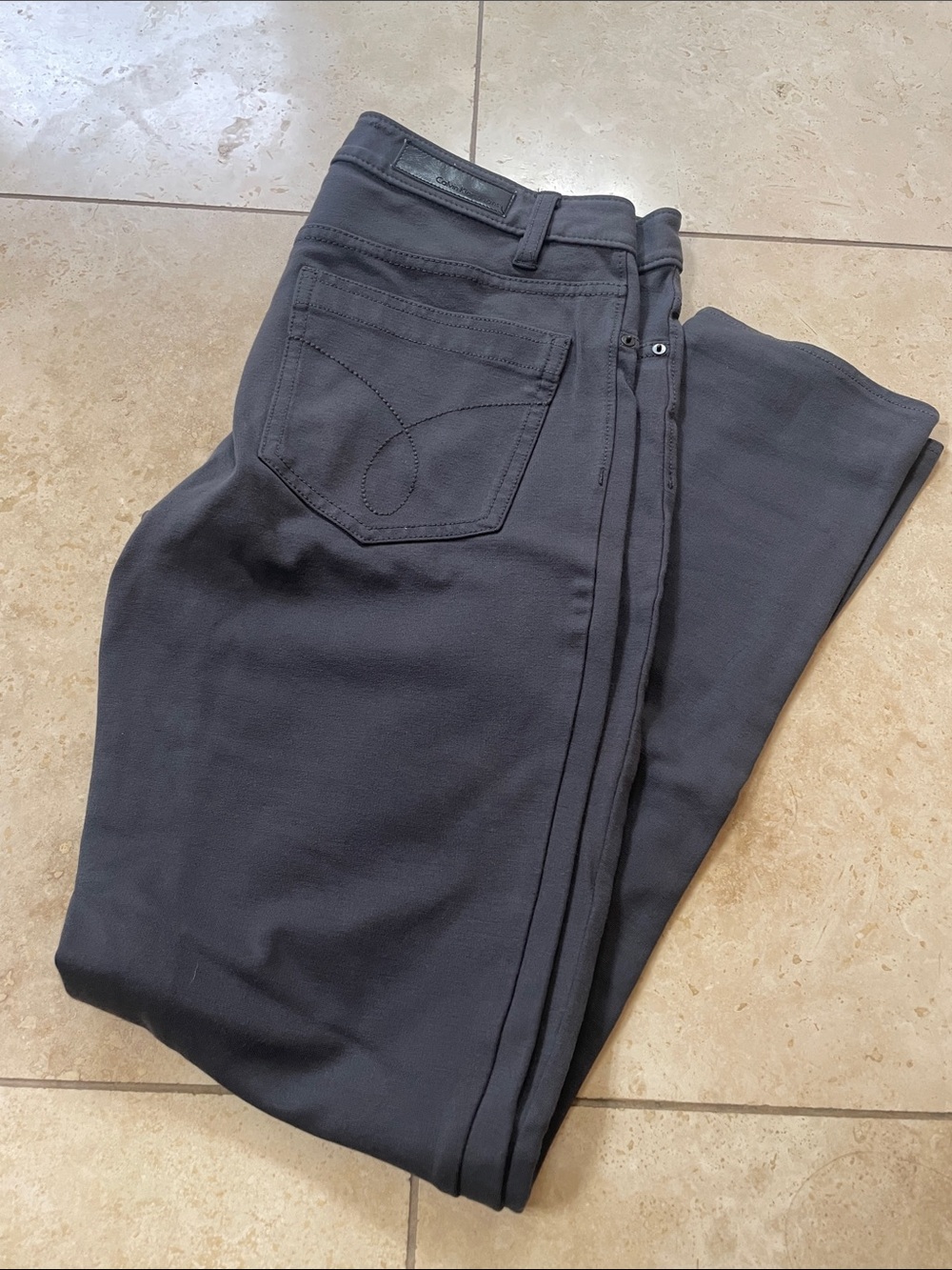 Calvin Klein Jeans Women's Skinny Pants in Charcoal Gray